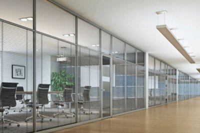 办公区常用的办公室玻璃隔断有哪些以及哪些区域需要隔断