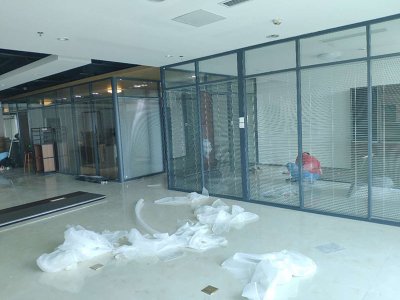 办公室玻璃隔断